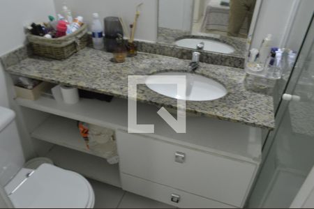 Banheiro da Suíte de apartamento para alugar com 2 quartos, 60m² em Pechincha, Rio de Janeiro