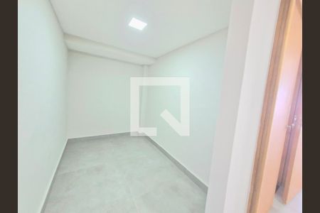 Casa à venda com 177m², 4 quartos e 2 vagas Casa à venda com 177m², 4 quartos e 2 vagasQuarto 4