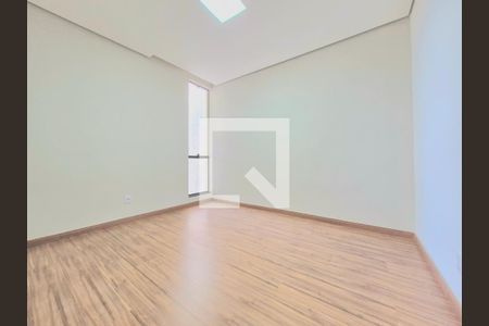 Casa à venda com 177m², 4 quartos e 2 vagas Casa à venda com 177m², 4 quartos e 2 vagasQuarto 1