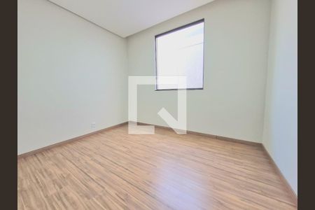 Quarto 2 de casa à venda com 4 quartos, 160m² em Várzea, Lagoa Santa