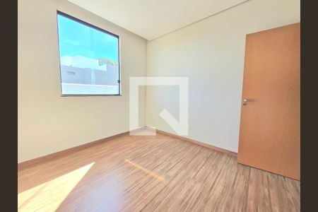 Quarto 2 de casa à venda com 3 quartos, 95m² em Várzea, Lagoa Santa