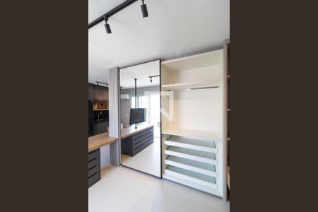 Quarto - Armário de kitnet/studio para alugar com 1 quarto, 39m² em Vila Itapura, Campinas