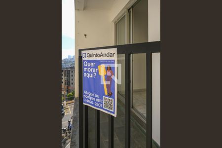 Placa de apartamento para alugar com 3 quartos, 68m² em Jardim Botucatu, São Paulo