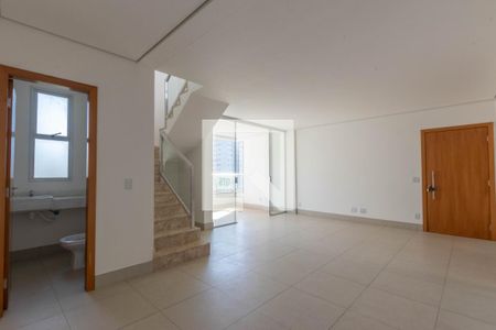 Apartamento à venda com 256m², 4 quartos e 4 vagasSala