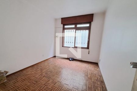 Casa à venda com 5 quartos, 350m² em Partenon, Porto Alegre