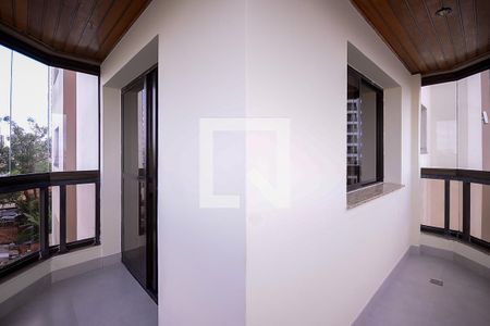 Sala - Varanda  de apartamento para alugar com 3 quartos, 136m² em Vila Brasilio Machado, São Paulo