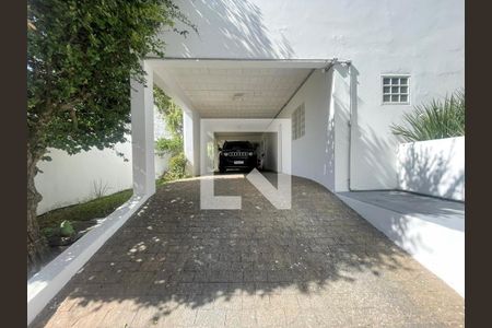 vagas de casa à venda com 4 quartos, 290m² em Serra, Belo Horizonte