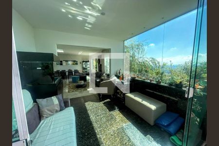 sala de casa à venda com 4 quartos, 290m² em Serra, Belo Horizonte