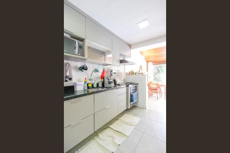 Cozinha de casa de condomínio à venda com 3 quartos, 179m² em Barra da Tijuca, Rio de Janeiro