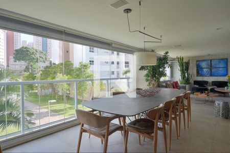 Apartamento à venda com 3 quartos, 212m² em Aclimação, São Paulo