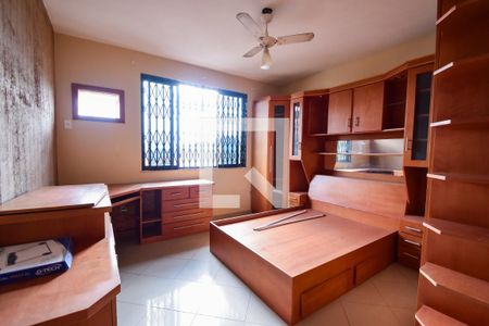 Quarto 2 (Suíte - Segundo Pavimento) de casa de condomínio à venda com 3 quartos, 360m² em Quintino Bocaiúva, Rio de Janeiro