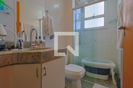 Banheiro de apartamento à venda com 3 quartos, 85m² em Buritis, Belo Horizonte