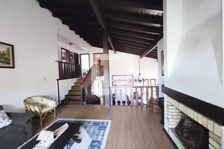 Sala de TV de casa à venda com 5 quartos, 130m² em Feitoria, São Leopoldo