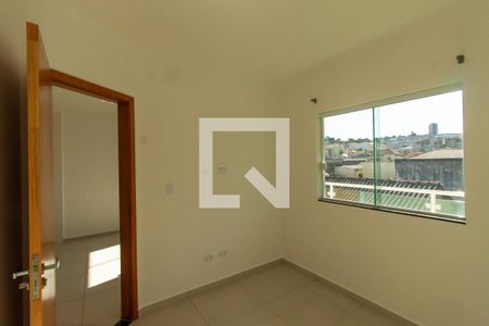 Quarto 2 de apartamento para alugar com 2 quartos, 45m² em Vila Alpina, São Paulo