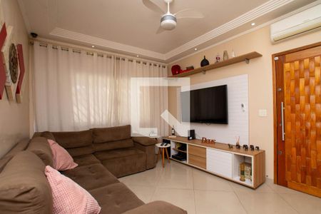 Sala de casa à venda com 4 quartos, 150m² em Jardim Santa Clara, Guarulhos
