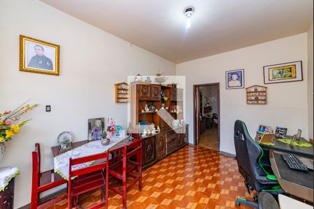 Sala 1 de casa à venda com 3 quartos, 360m² em Barreiro, Belo Horizonte