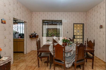 Sala 2 de casa à venda com 3 quartos, 360m² em Barreiro, Belo Horizonte