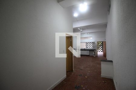 Corredor de casa para alugar com 2 quartos, 94m² em Santo Amaro, São Paulo