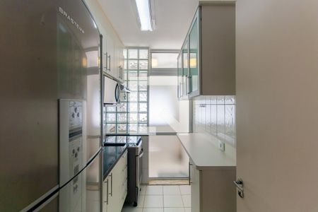Cozinha de apartamento para alugar com 2 quartos, 50m² em Vila Prudente, São Paulo