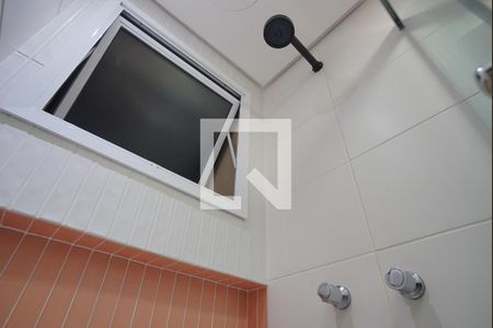 Banheiro da Suíte de apartamento para alugar com 2 quartos, 67m² em Petrópolis, Porto Alegre