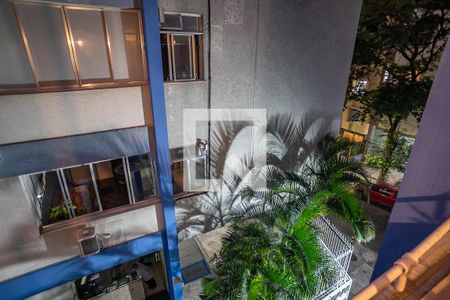 Sala vista da janela de apartamento à venda com 2 quartos, 70m² em Glória, Rio de Janeiro