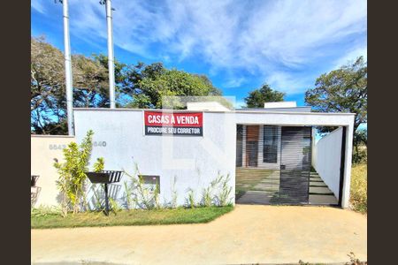 Fachada de casa à venda com 3 quartos, 119m² em Várzea, Lagoa Santa