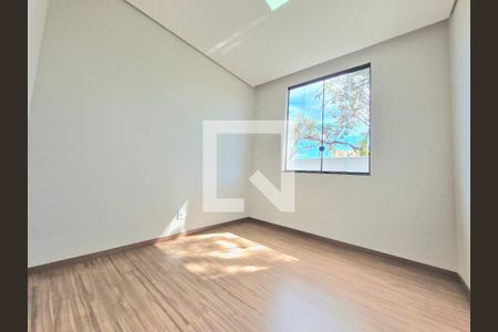 Quarto 2 de casa à venda com 3 quartos, 119m² em Várzea, Lagoa Santa