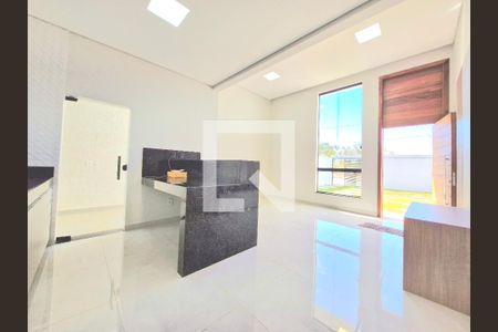 Sala e cozinha de casa à venda com 3 quartos, 187m² em Várzea, Lagoa Santa