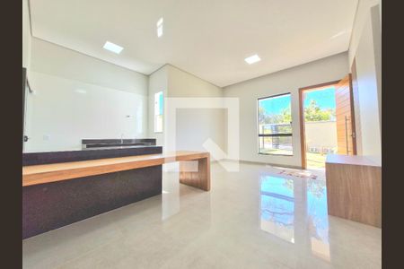 Sala de casa à venda com 3 quartos, 187m² em Várzea, Lagoa Santa