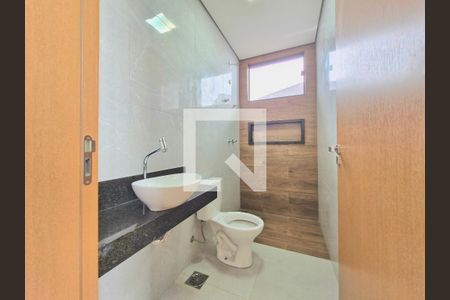 Casa à venda com 119m², 3 quartos e 3 vagas Casa à venda com 119m², 3 quartos e 3 vagasBanheiro 1