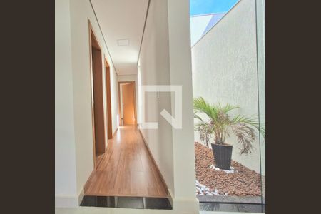 Corredor de casa à venda com 3 quartos, 119m² em Várzea, Lagoa Santa