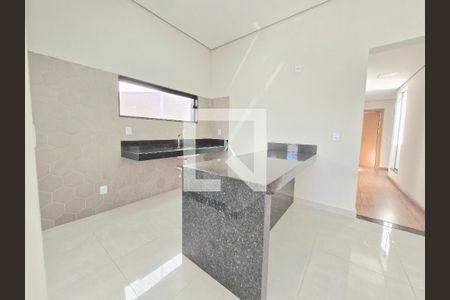 Cozinha de casa à venda com 3 quartos, 119m² em Várzea, Lagoa Santa