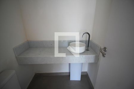 Lavabo de apartamento para alugar com 3 quartos, 121m² em Vila Sofia, São Paulo