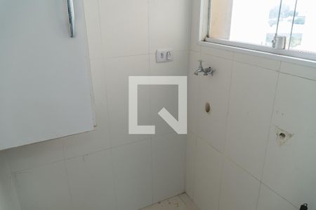 Lavandeira de apartamento para alugar com 2 quartos, 65m² em Parque Assuncao, Taboão da Serra