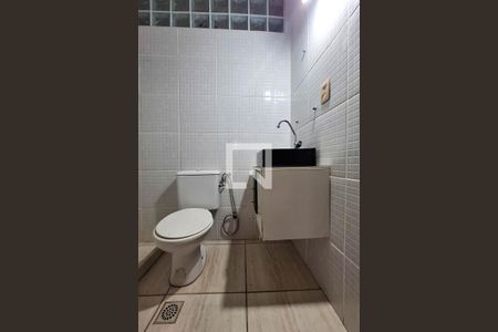 Casa à venda com 150m², 3 quartos e 1 vaga Casa à venda com 150m², 3 quartos e 1 vagaBanheiro Social