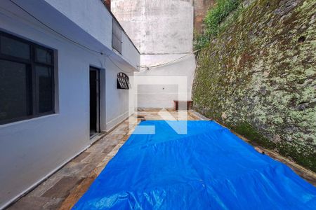 Casa à venda com 150m², 3 quartos e 1 vaga Casa à venda com 150m², 3 quartos e 1 vagaPiscina