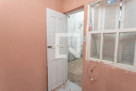Casa para alugar com 100m², 2 quartos e 1 vaga Casa para alugar com 100m², 2 quartos e 1 vagaQuarto de serviço