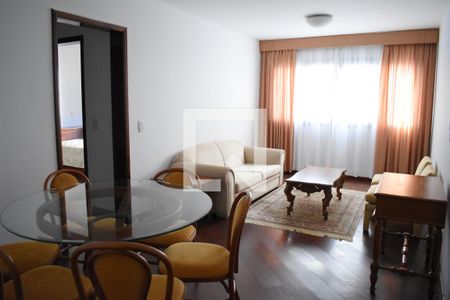 Sala de apartamento para alugar com 2 quartos, 75m² em Batel, Curitiba