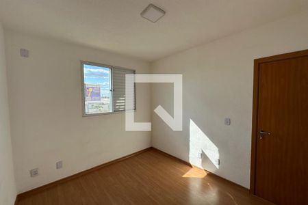 Dormitório 01 de apartamento para alugar com 2 quartos, 42m² em Chácaras Hipica, Ribeirão Preto
