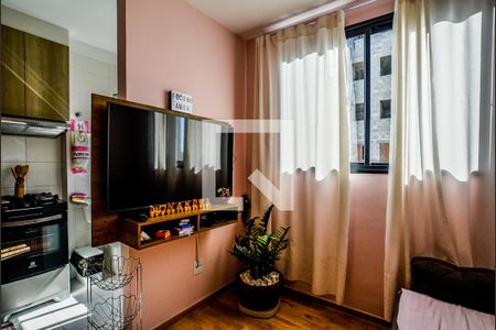 Sala de apartamento para alugar com 2 quartos, 42m² em Santa Maria, Santo André