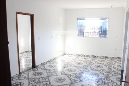 Sala de casa para alugar com 4 quartos, 115m² em Catiapoa, São Vicente