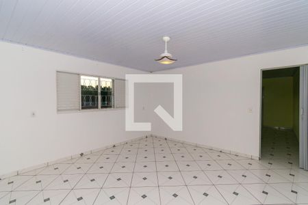 Suíte de casa para alugar com 1 quarto, 65m² em Jardim Caguassu, São Paulo