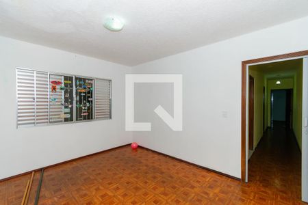 Quarto 2 de casa para alugar com 2 quartos, 80m² em Jardim Caguassu, São Paulo