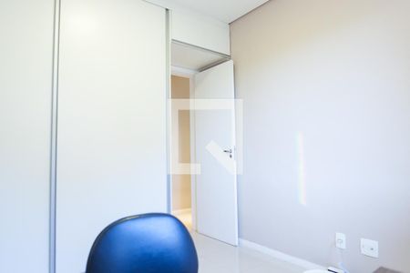 quarto 1 de apartamento à venda com 2 quartos, 72m² em Alphaville - Lagoa dos Ingleses, Nova Lima