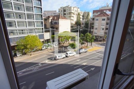 Suíte - Vista de apartamento à venda com 2 quartos, 115m² em Independência, Porto Alegre
