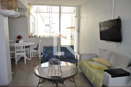 Sala de casa à venda com 5 quartos, 120m² em Pilares, Rio de Janeiro
