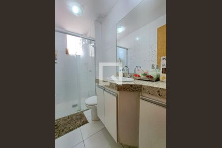 Banheiro de apartamento à venda com 4 quartos, 102m² em Buritis, Belo Horizonte