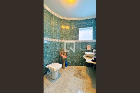 Casa de condomínio à venda com 500m², 6 quartos e 3 vagas Casa de condomínio à venda com 500m², 6 quartos e 3 vagasLavabo 1