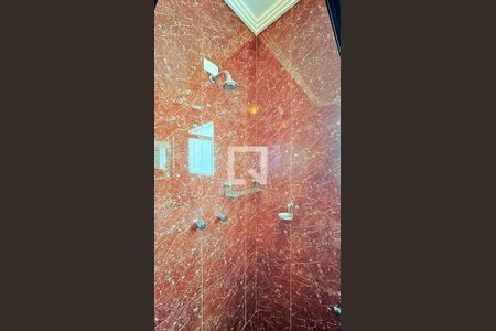 Casa de condomínio à venda com 500m², 6 quartos e 3 vagas Casa de condomínio à venda com 500m², 6 quartos e 3 vagasBanheiro da Suíte 3