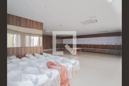 Casa de condomínio à venda com 500m², 6 quartos e 3 vagas Casa de condomínio à venda com 500m², 6 quartos e 3 vagasÁrea comum